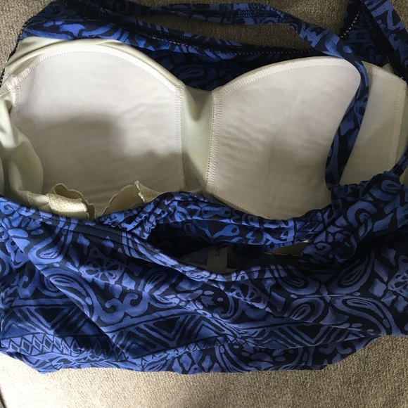 ⚪ 3/$15 Lands' End tankini swim top - Picture 9 of 11
